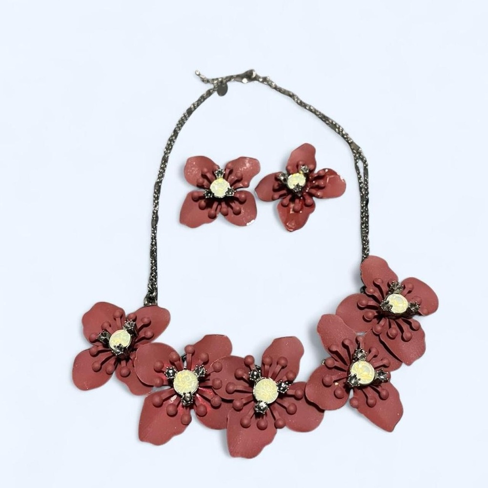 Floral Statement Necklace and Earrings Set